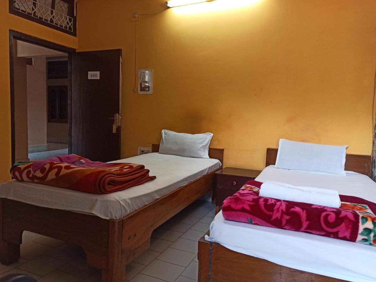 Hotel Aane Itanagar Экстерьер фото