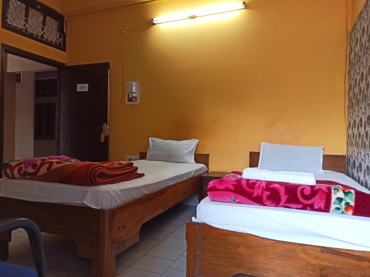 Hotel Aane Itanagar Экстерьер фото